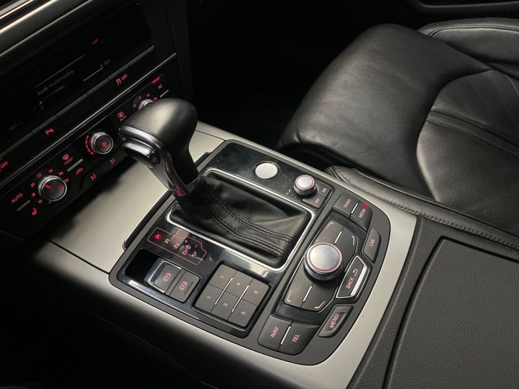 Audi A6 2012 Valkoinen