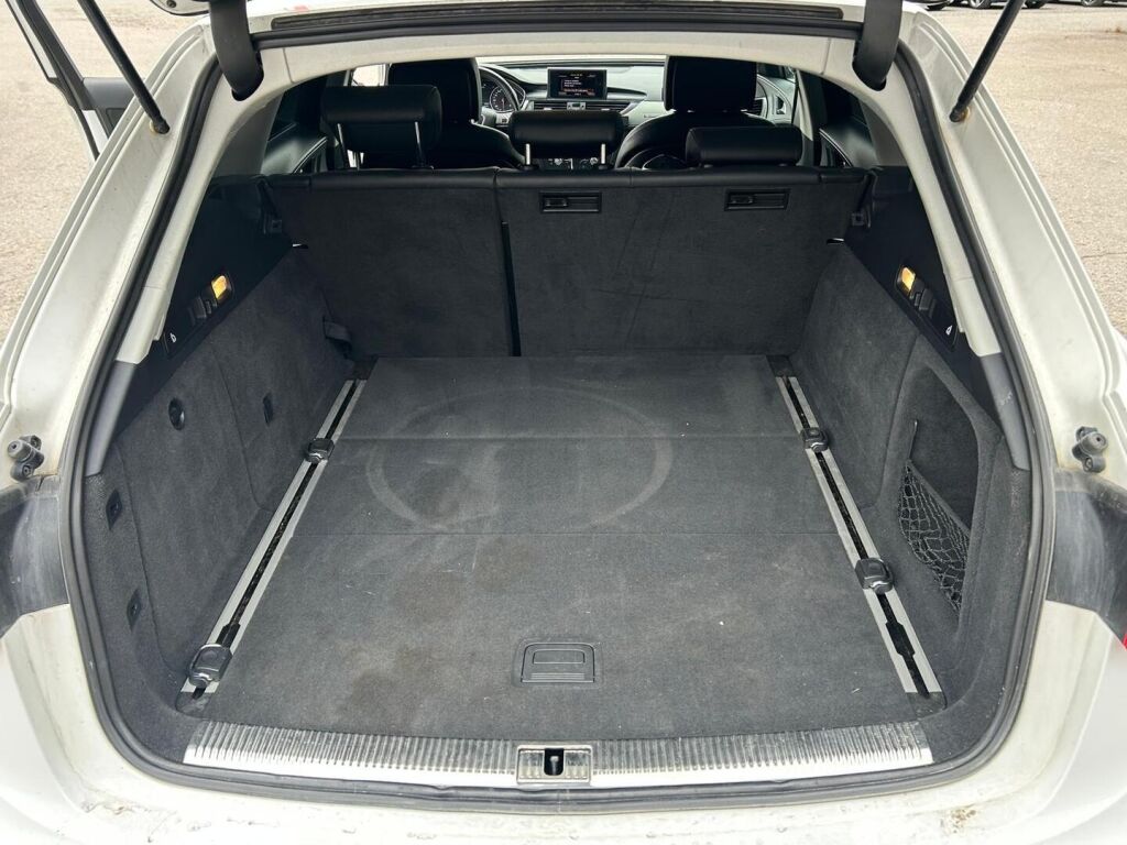 Audi A6 2012 Valkoinen