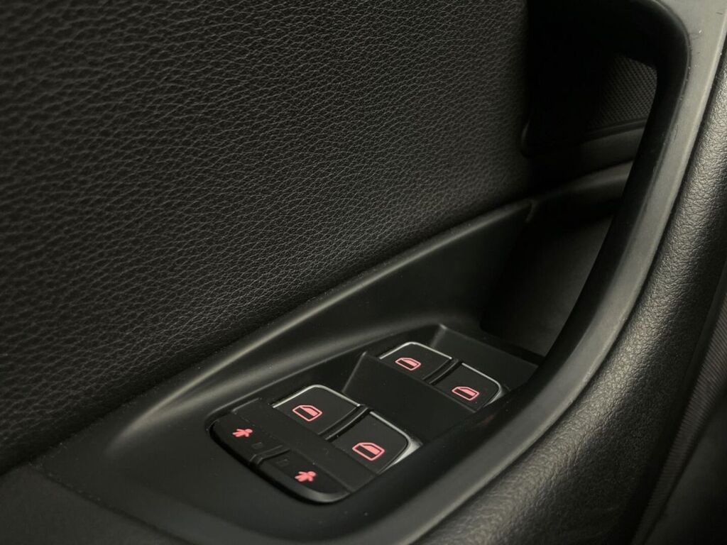 Audi A6 2012 Valkoinen