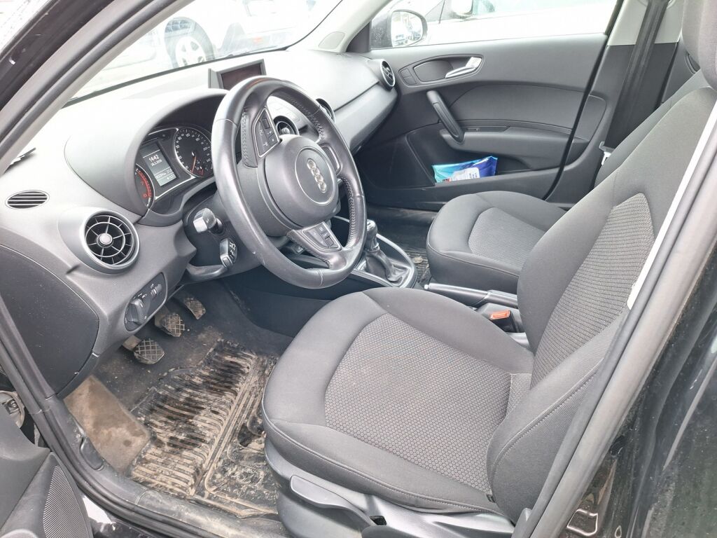 Audi A1 2012 Musta