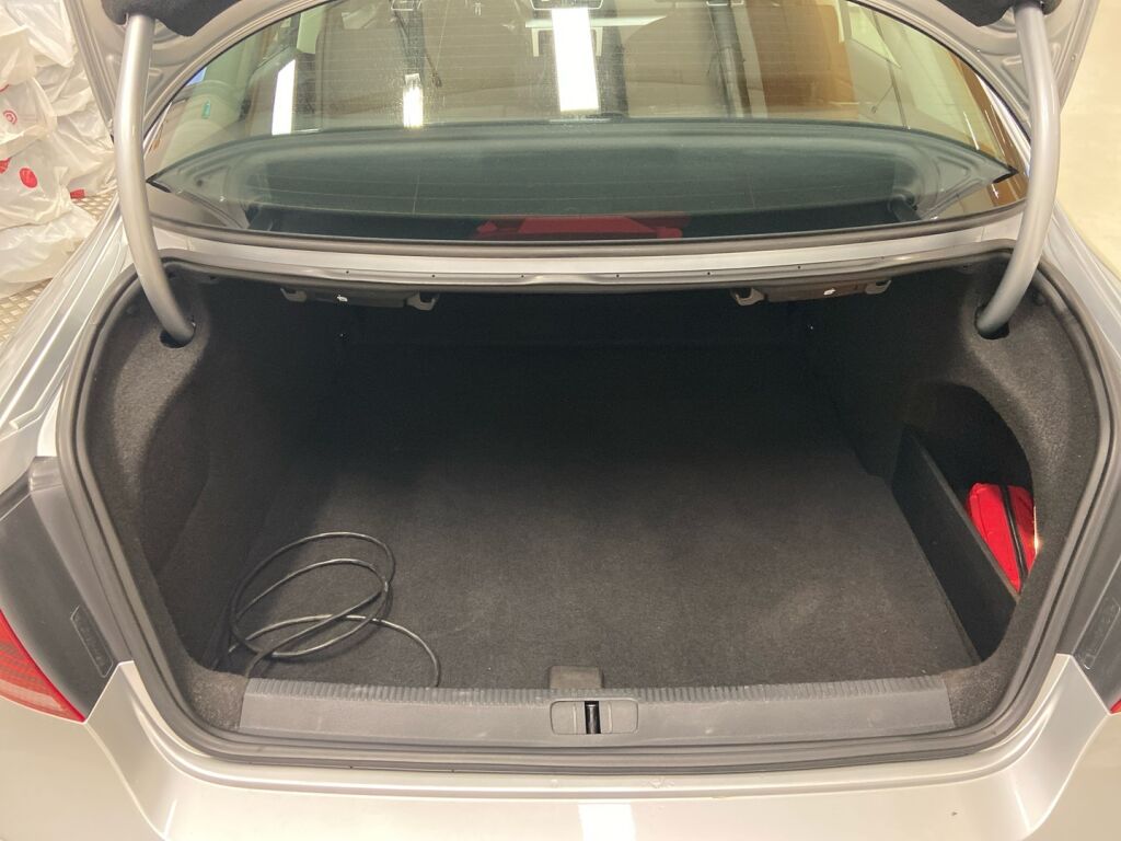 Volkswagen CC 2012 Harmaa