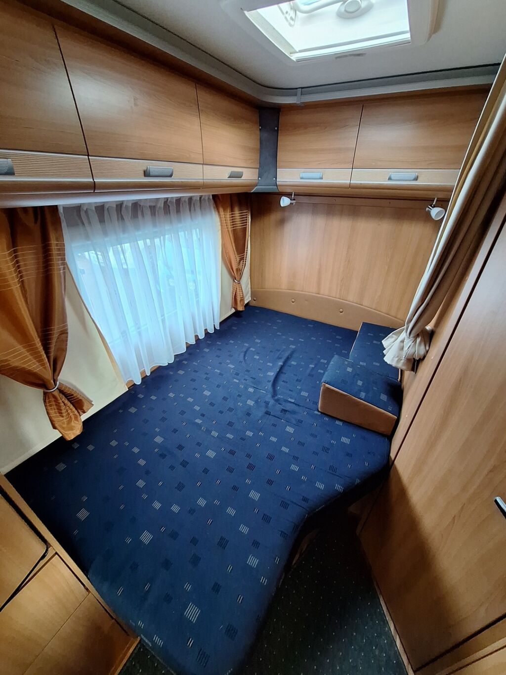 Dethleffs Globe 4 2011 Valkoinen