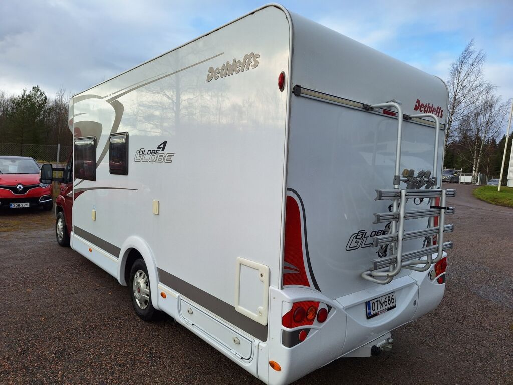 Dethleffs Globe 4 2011 Valkoinen