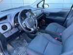 Toyota Yaris 2012 Musta