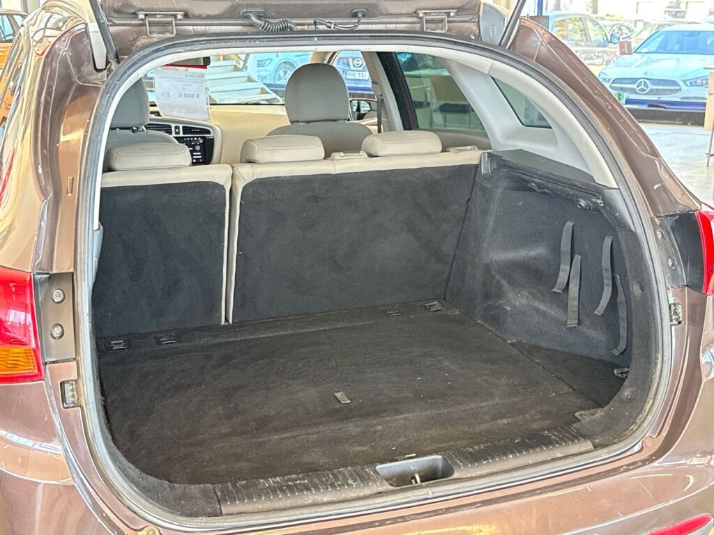 Kia Ceed 2012 Ruskea (beige)