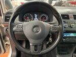 Volkswagen Touran 2012 Valkoinen