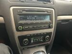Skoda Octavia 2012 Punainen