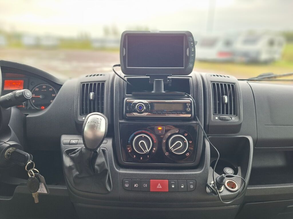 Adria CORAL PLUS 670 SL 2013 Valkoinen