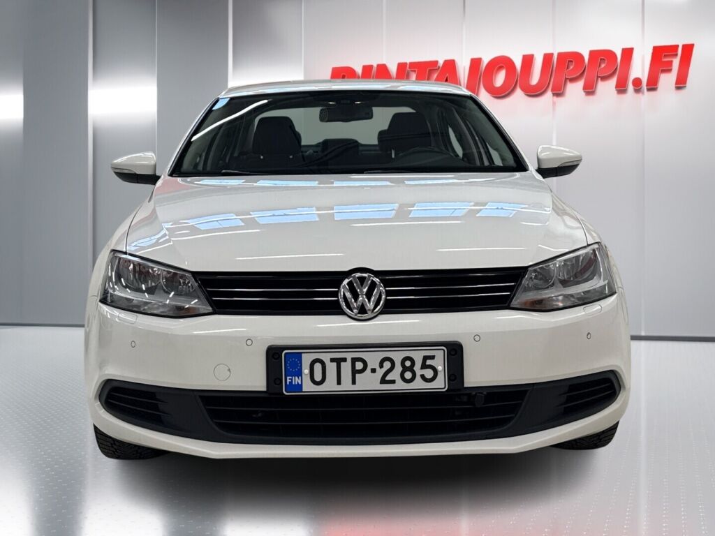Volkswagen Jetta 2013 Valkoinen