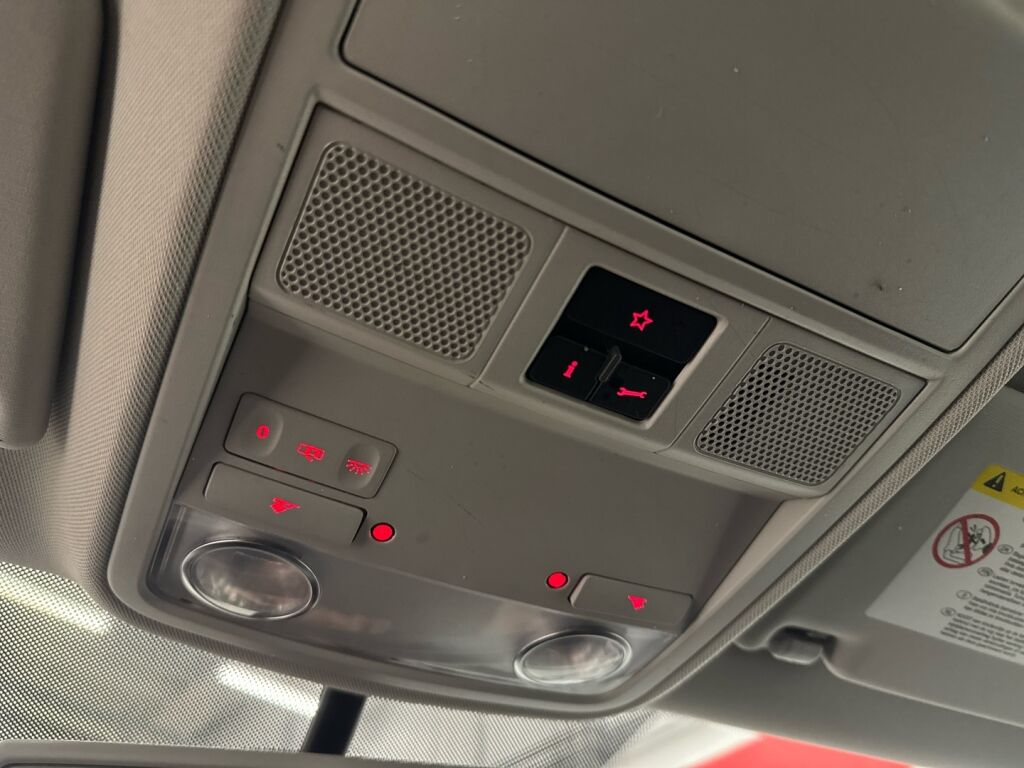 Volkswagen Jetta 2013 Valkoinen