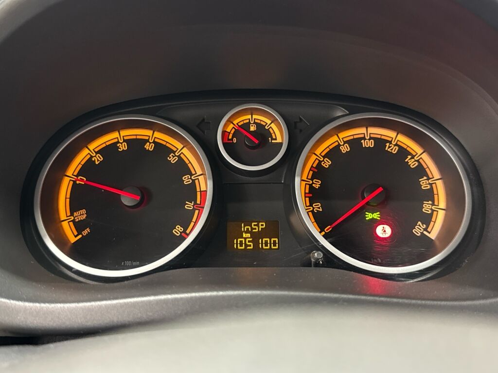 Opel Corsa 2013 Ruskea (beige)