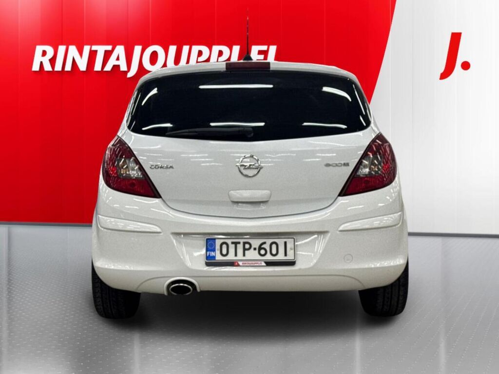 Opel Corsa 2013 Valkoinen