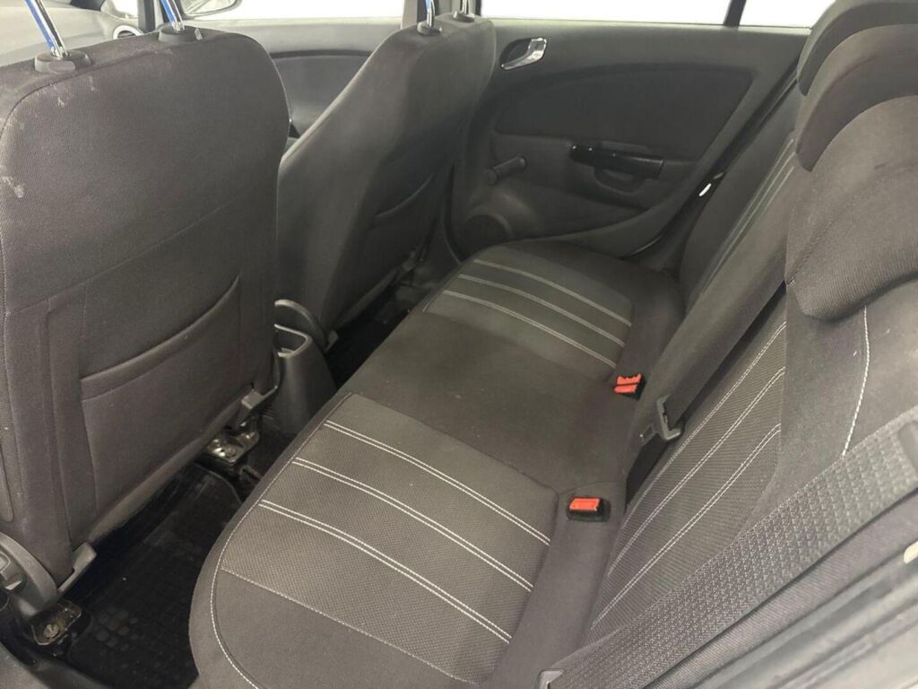 Opel Corsa 2013 Valkoinen