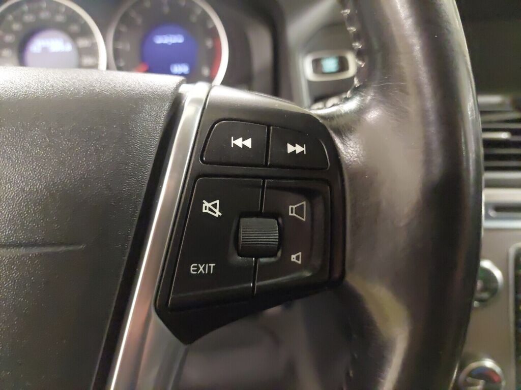 Volvo XC60 2013 Valkoinen