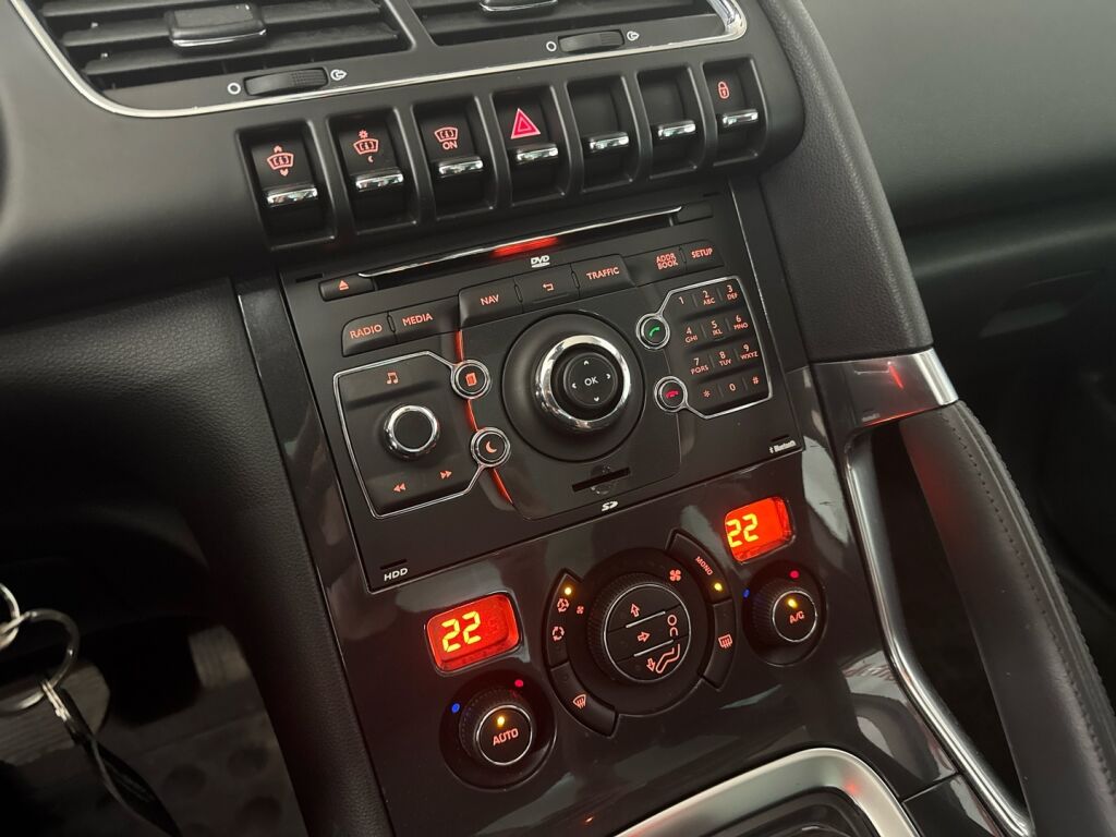 Peugeot 3008 2013 Valkoinen