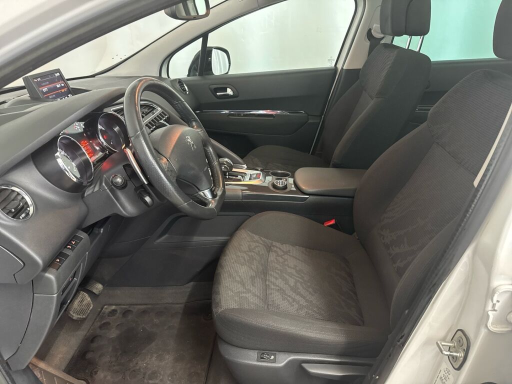 Peugeot 3008 2013 Valkoinen