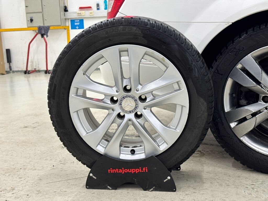 Mercedes-Benz C 2013 Valkoinen