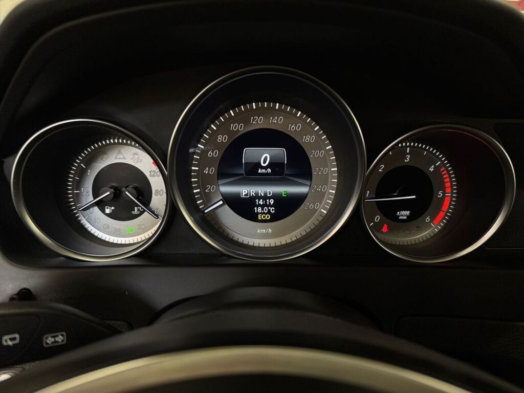 Mercedes-Benz C 2013 Valkoinen