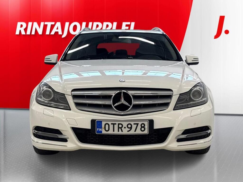 Mercedes-Benz C 2013 Valkoinen