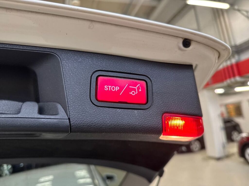 Mercedes-Benz C 2013 Valkoinen