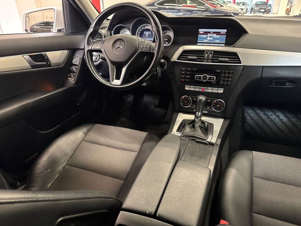 Mercedes-Benz C 2013 Valkoinen