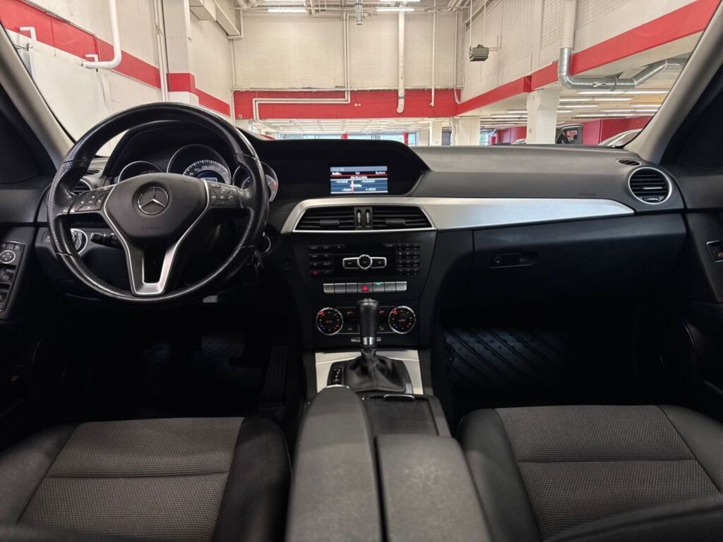 Mercedes-Benz C 2013 Valkoinen