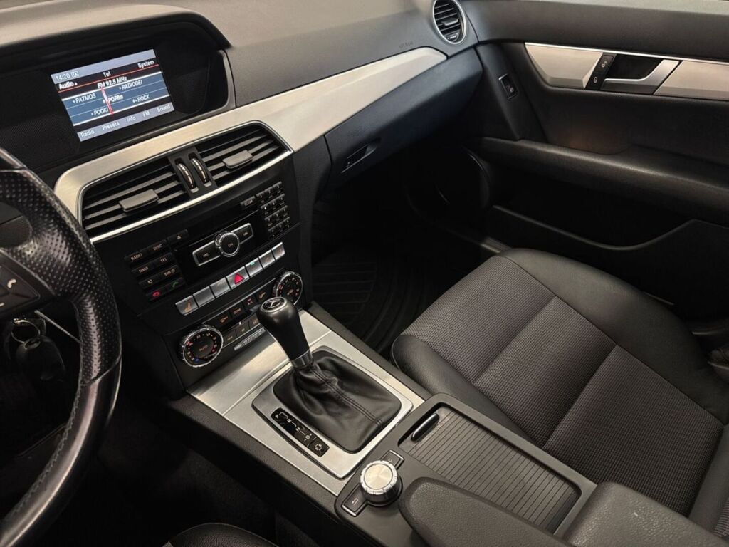 Mercedes-Benz C 2013 Valkoinen