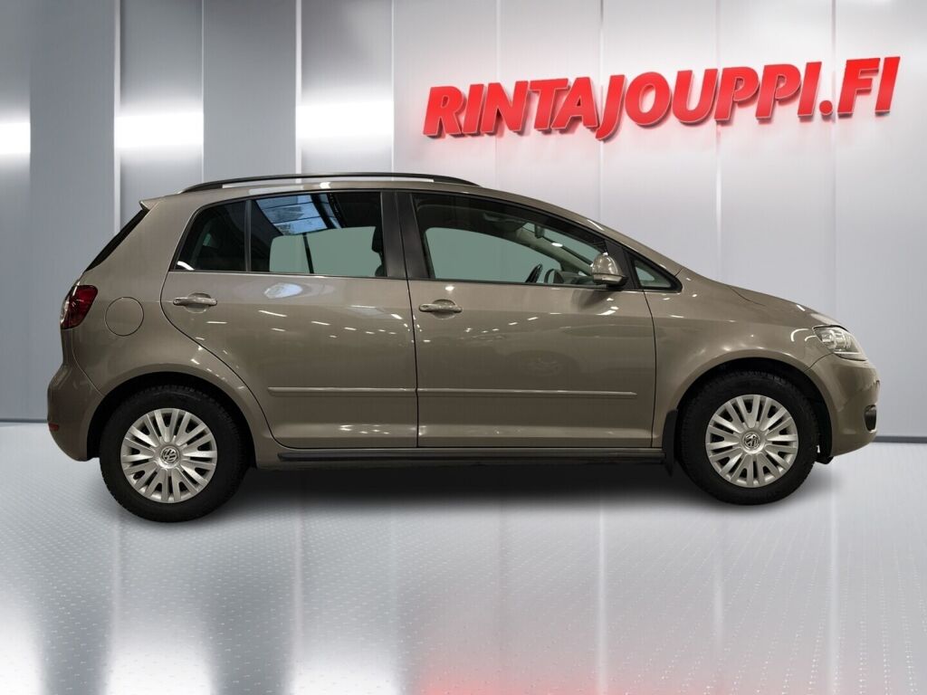 Volkswagen Golf Plus 2012 Ruskea (beige)