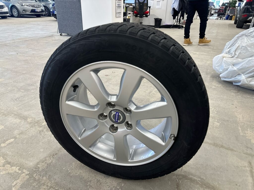 Volvo S60 2013 Musta