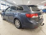 Toyota Avensis 2013 Sininen