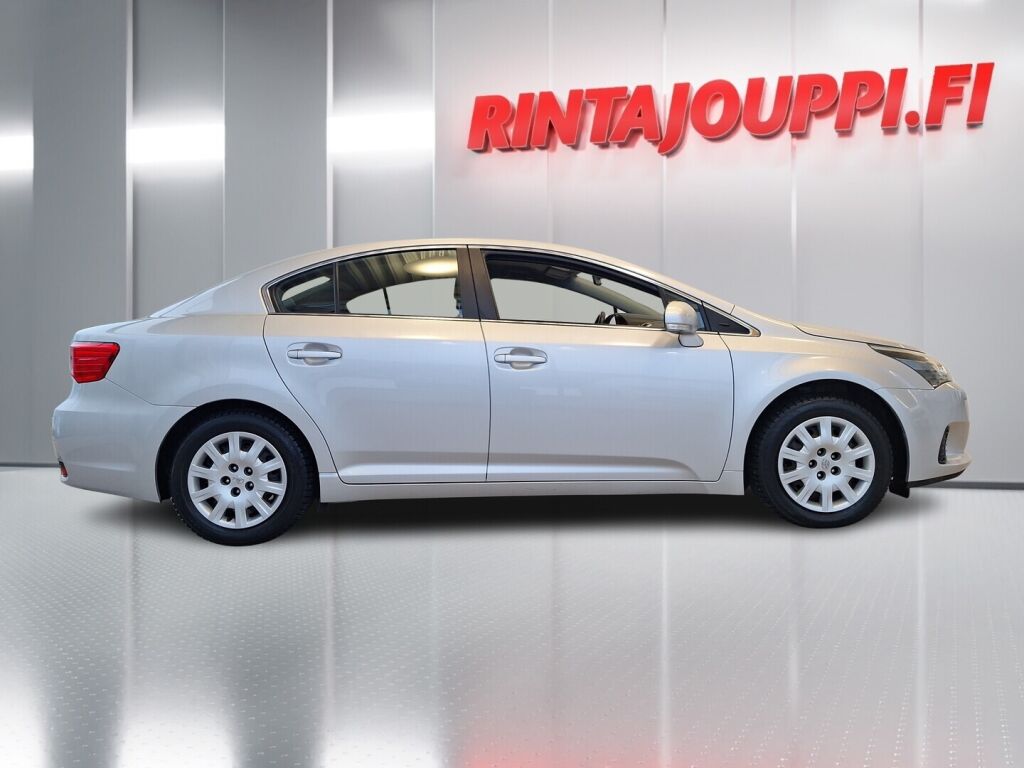 Toyota Avensis 2013 Hopea