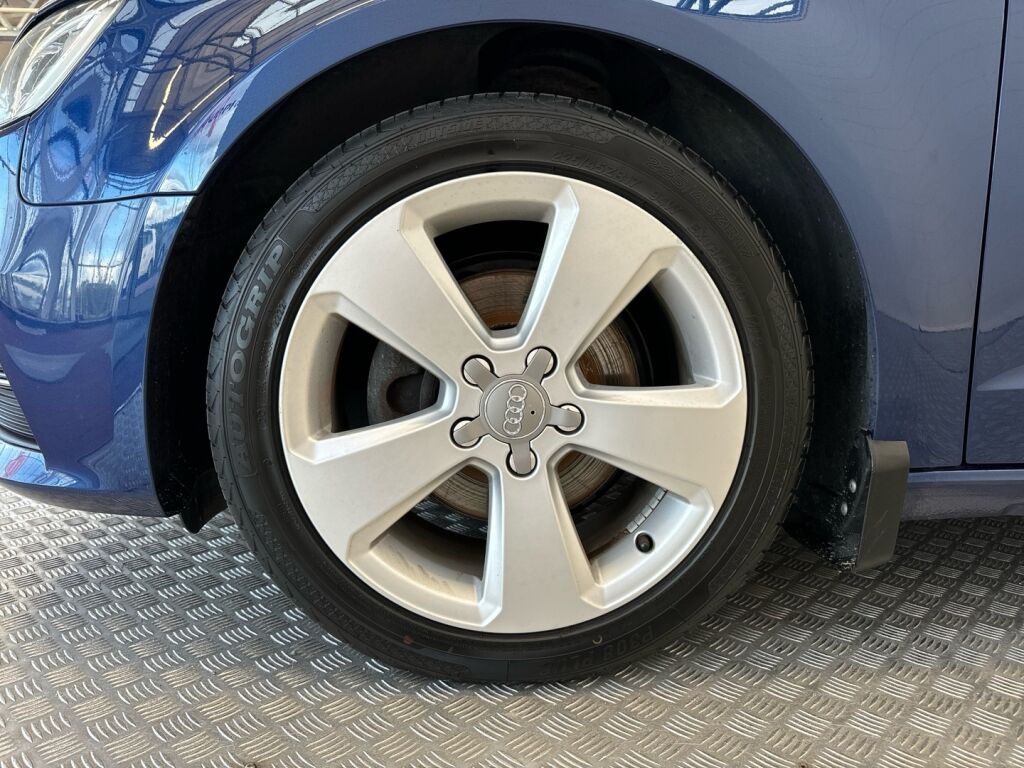 Audi A3 2013 Sininen