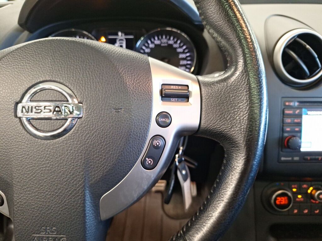 Nissan Qashqai 2013 Musta