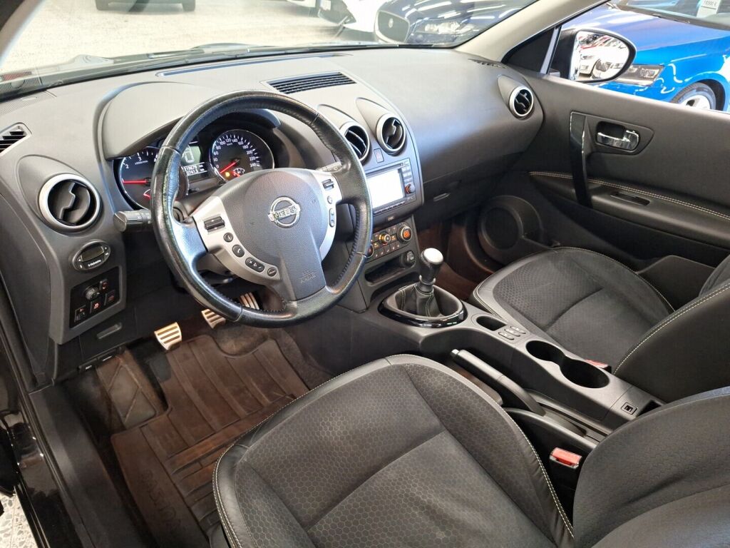 Nissan Qashqai 2013 Musta