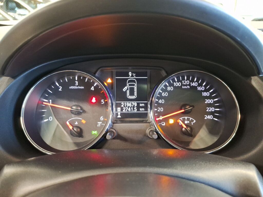 Nissan Qashqai 2013 Musta