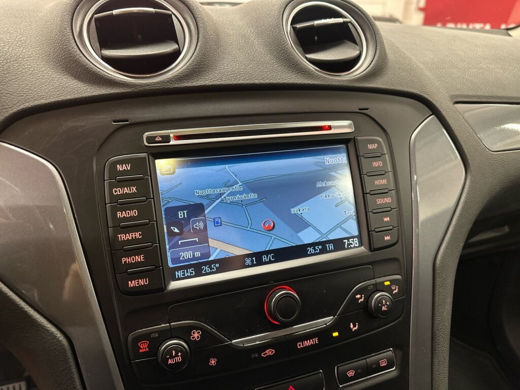 Ford Mondeo 2013 Ruskea (beige)