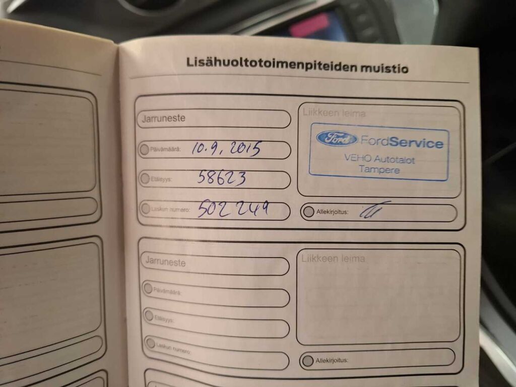 Ford Mondeo 2013 Ruskea (beige)