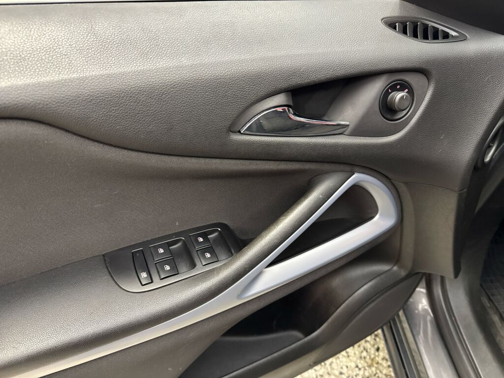 Opel Zafira Tourer 2013 Harmaa