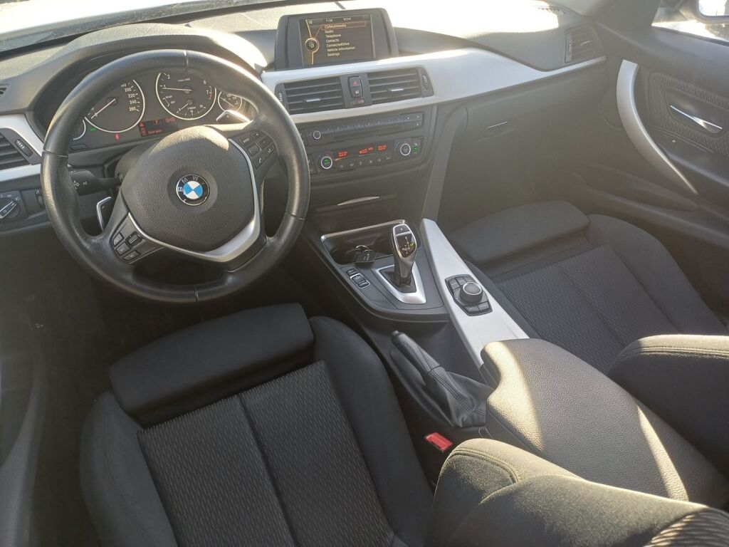 BMW 320 2013 Valkoinen