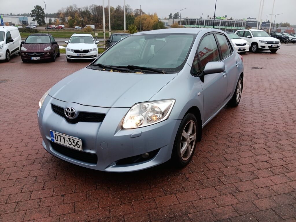 Toyota Auris 2008 Sininen