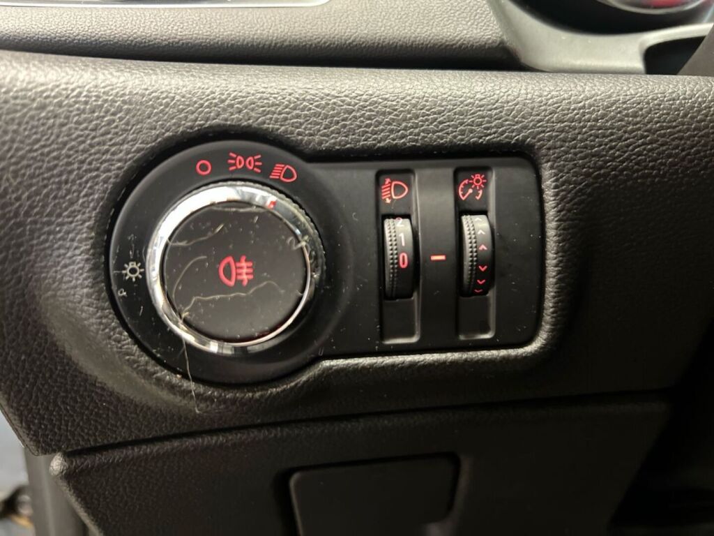Opel Astra 2013 Harmaa