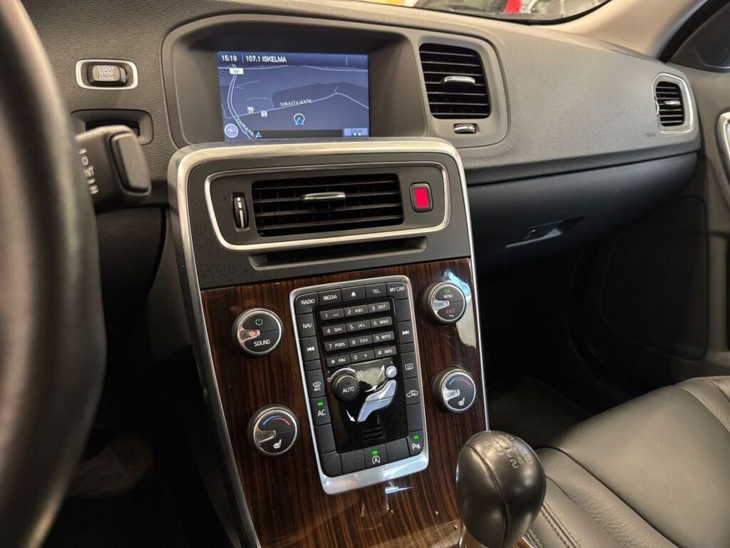 Volvo S60 2013 Ruskea (beige)