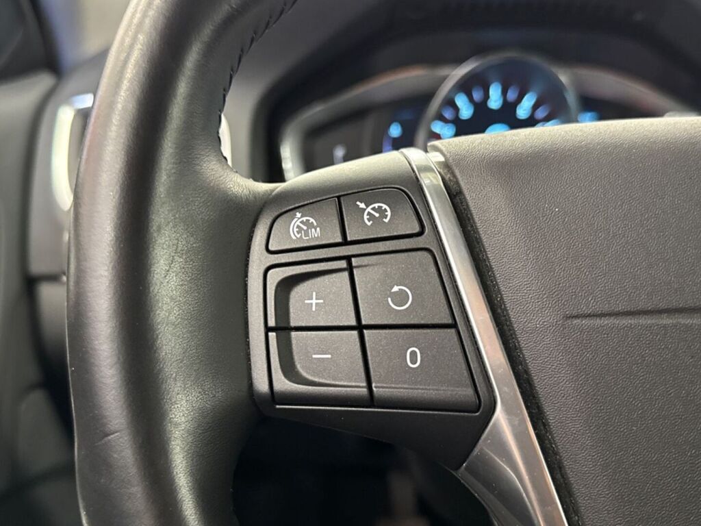 Volvo S60 2013 Ruskea (beige)