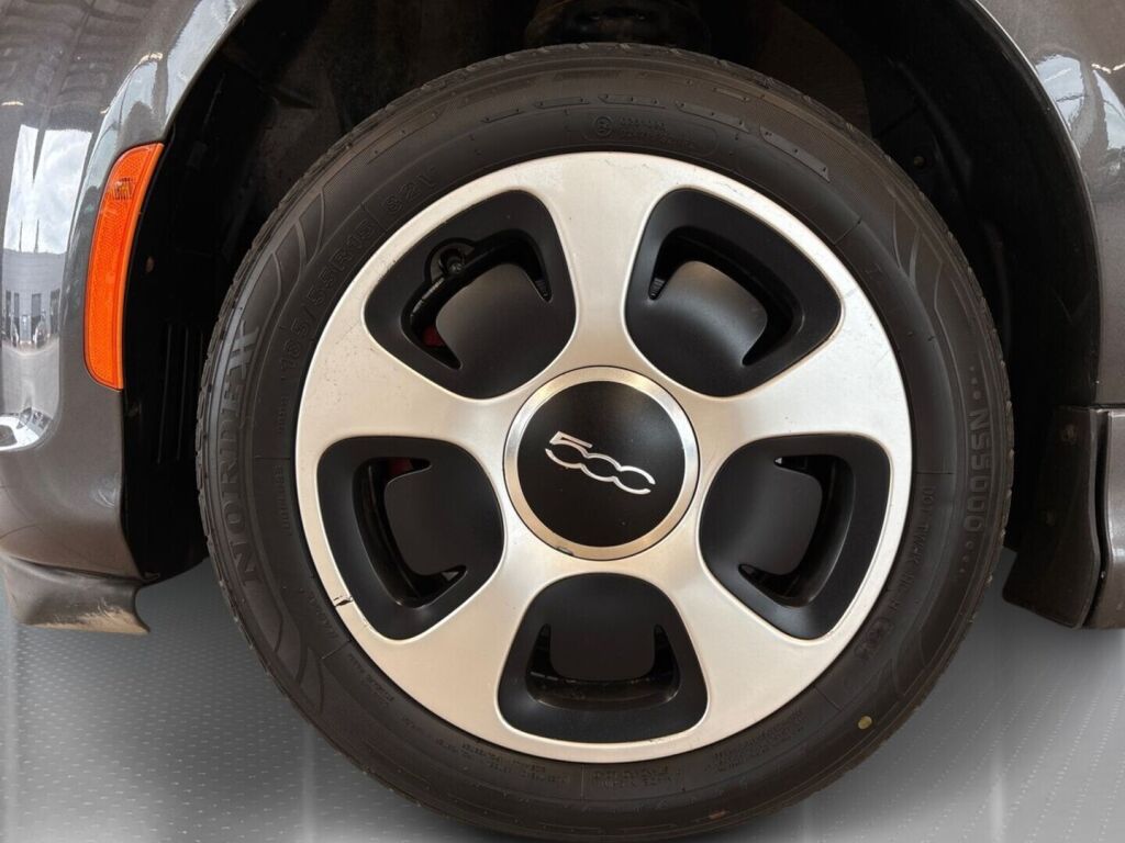 Fiat 500 2015 Musta