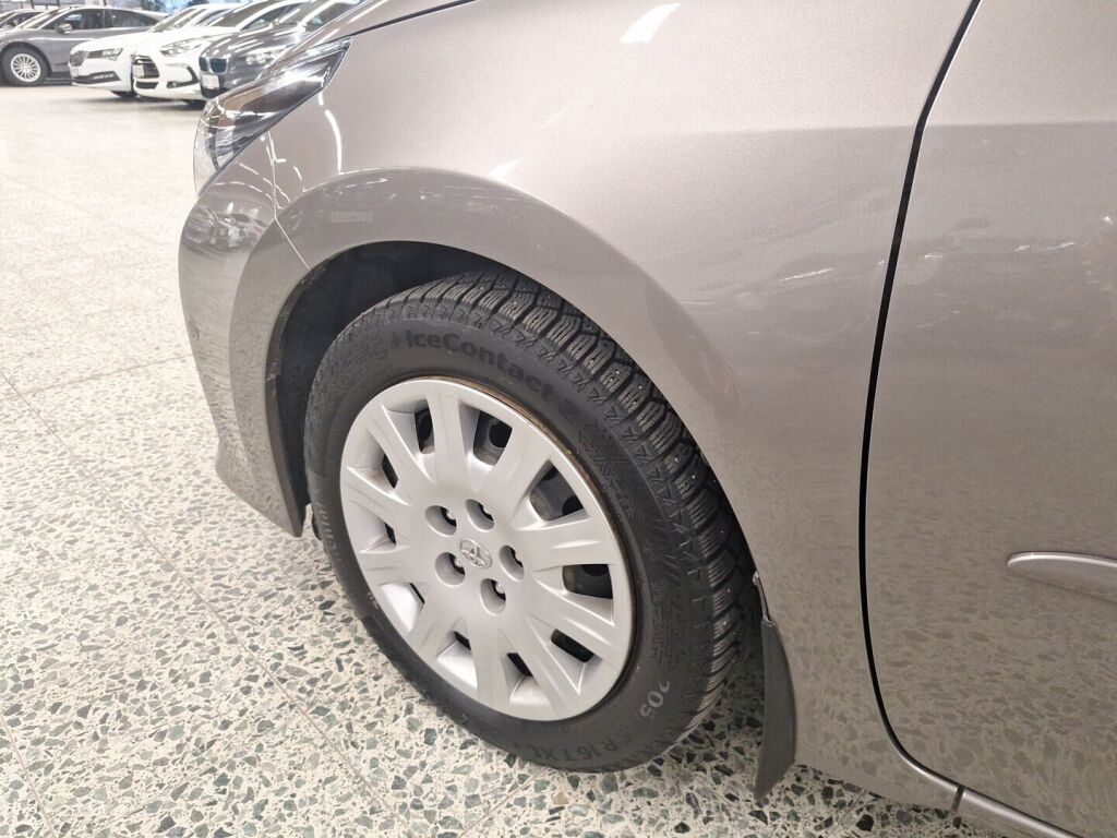 Toyota Corolla 2014 Ruskea (beige)