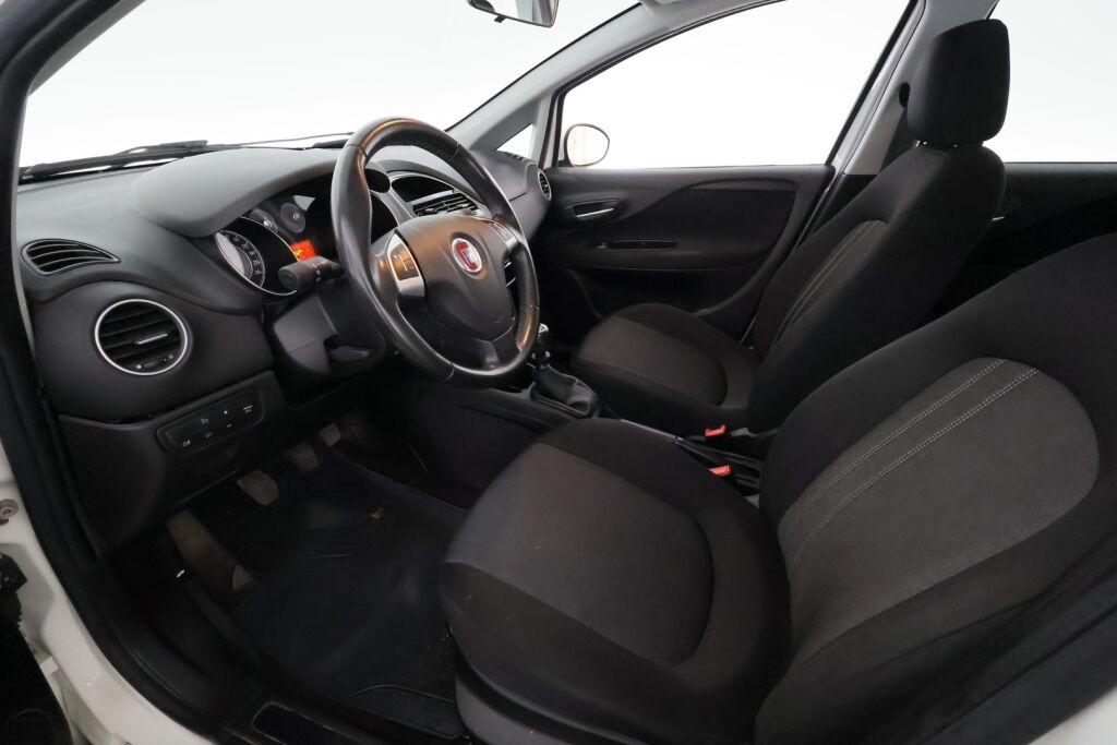 Fiat Punto 2013 Valkoinen