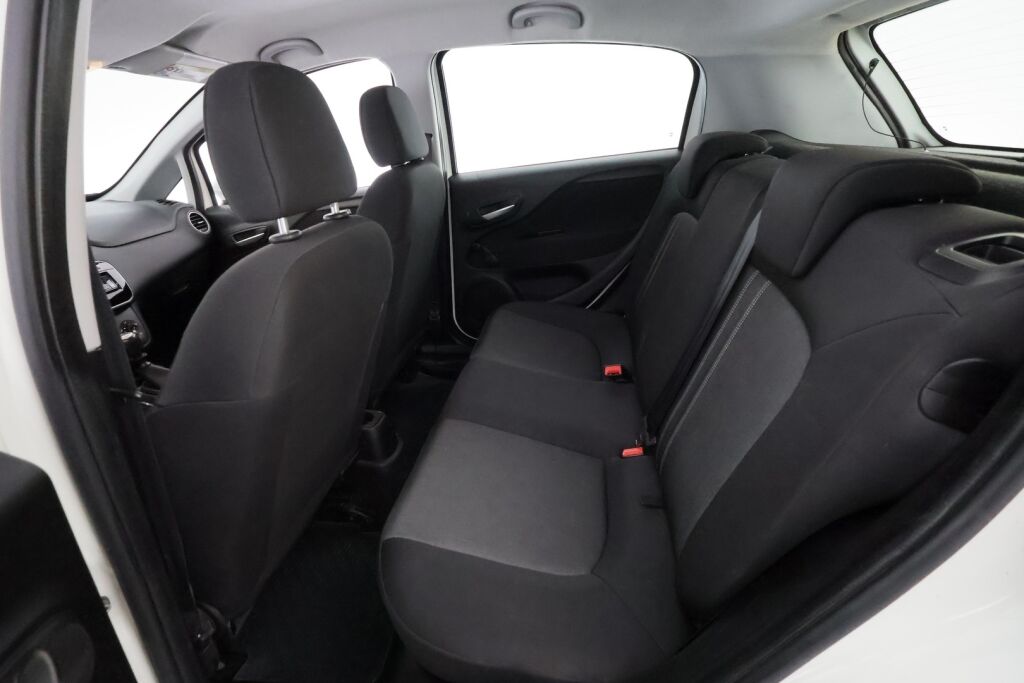 Fiat Punto 2013 Valkoinen