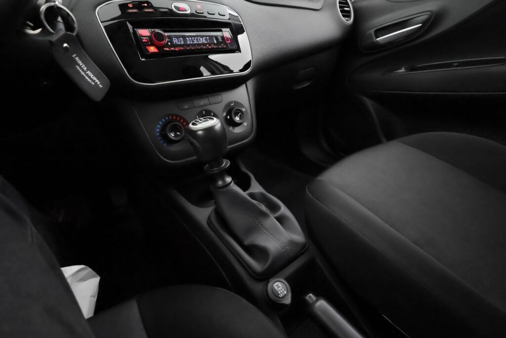 Fiat Punto 2013 Valkoinen