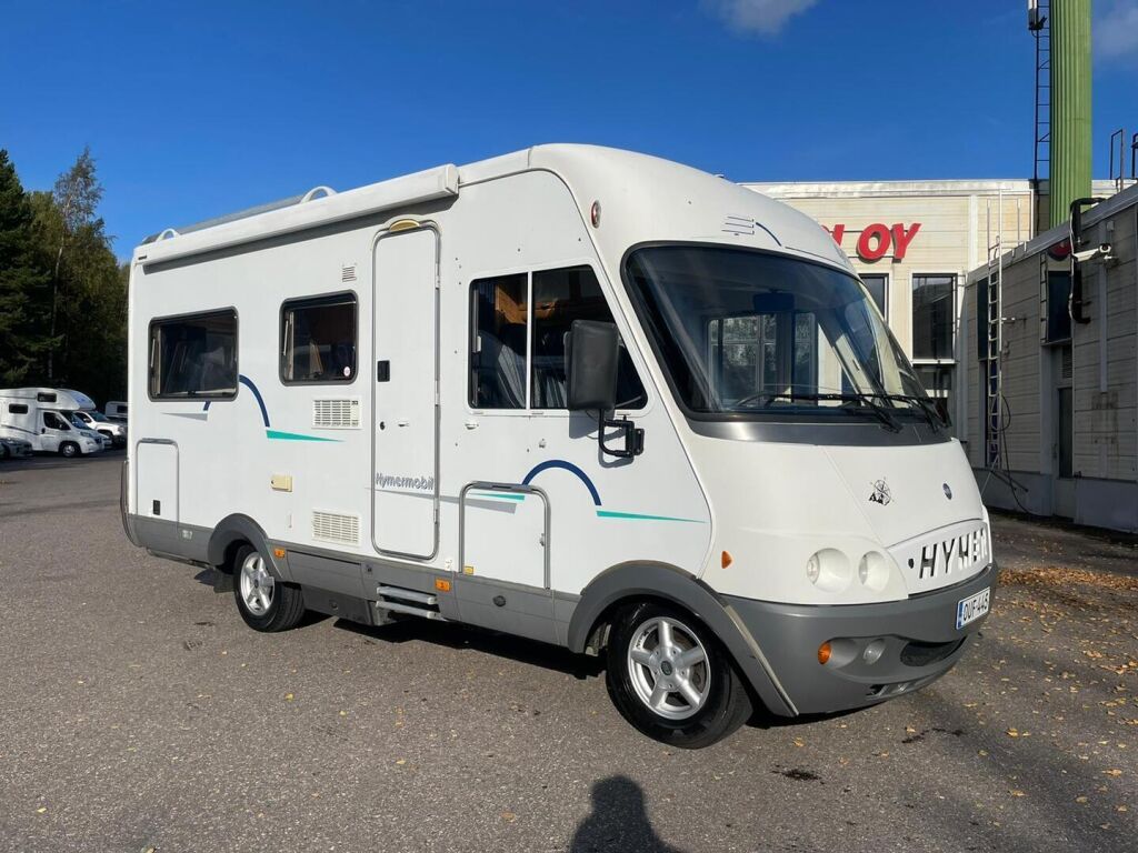 Hymer Mobil B574 2003 Valkoinen