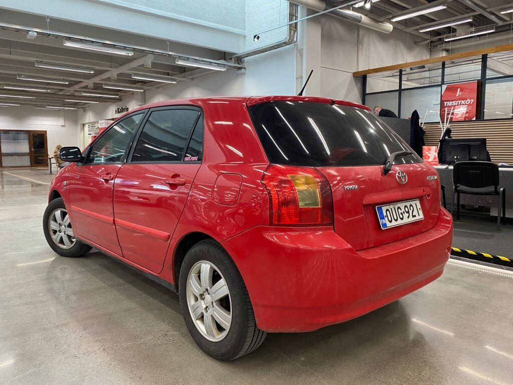 Toyota Corolla 2004 Punainen